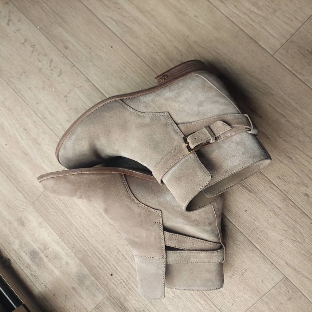 10m Tory Burch Brooke Ankle Bootie Beige Suede Moto Boots Womens‎ - Picture 10 of 13